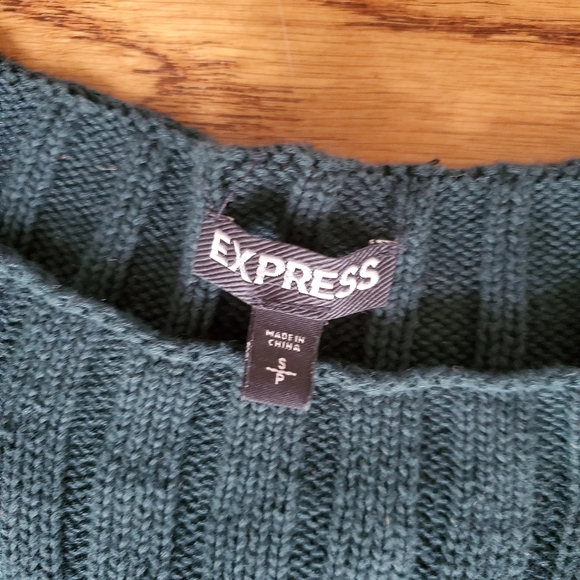 Express crop sweater - Picture 2 of 3